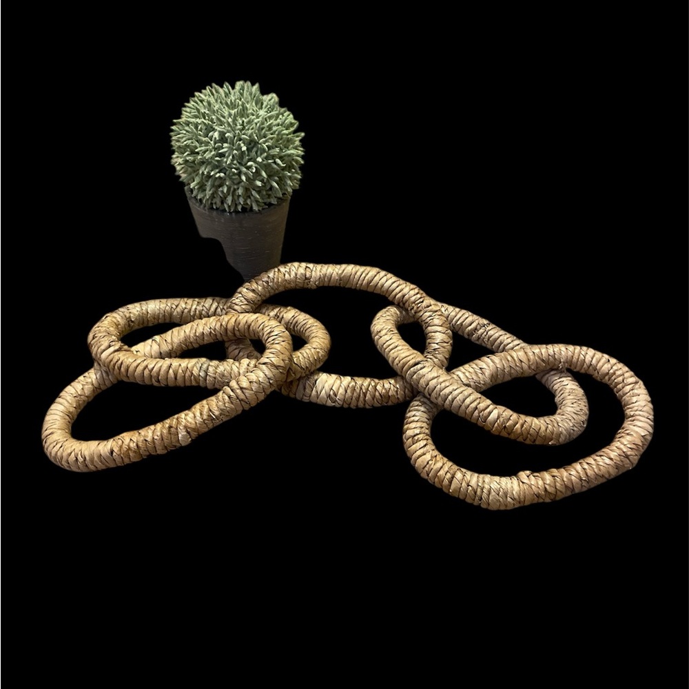 5 Ring Rattan Woven Chain Link